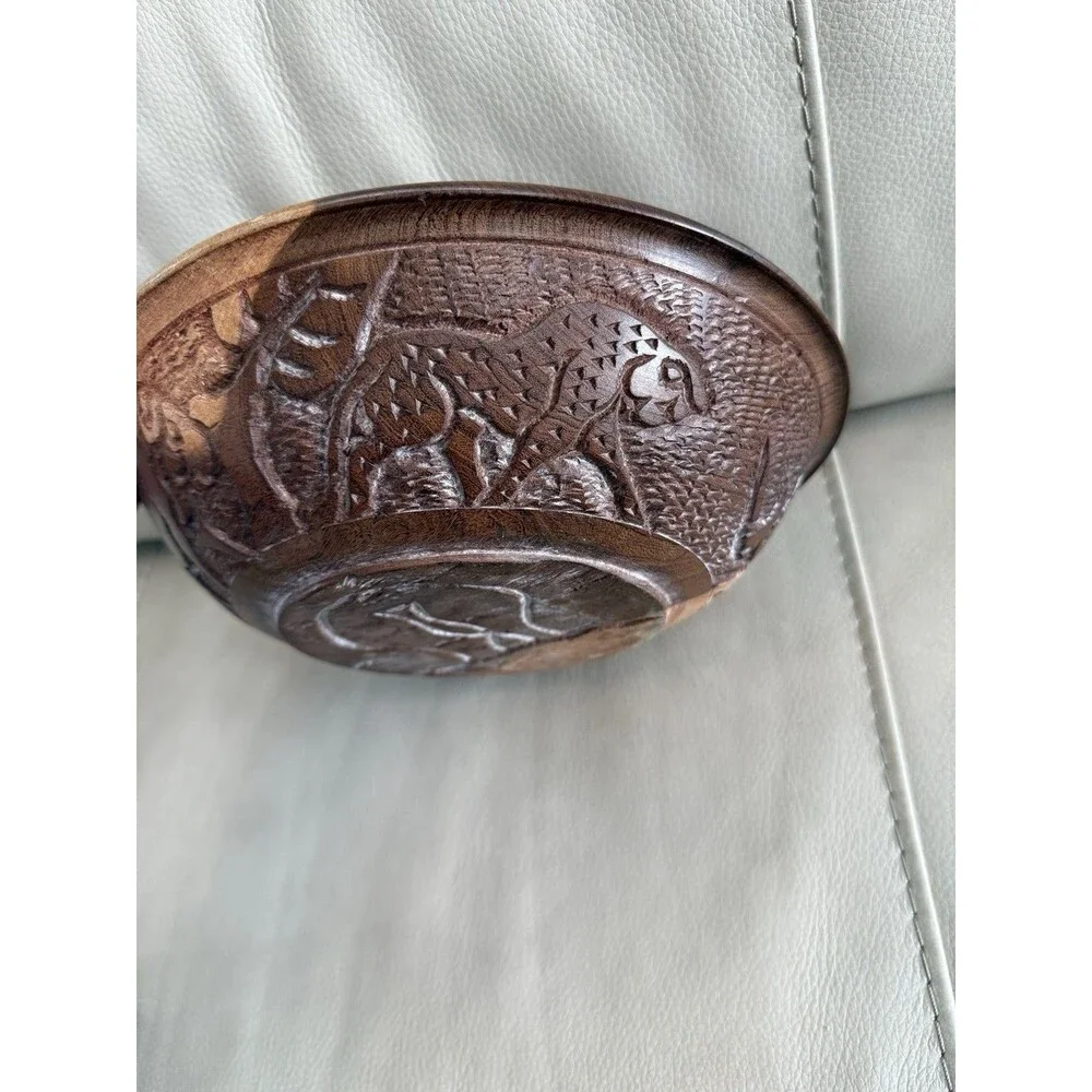 Vintage Hand Carved Wooden Bowl African Wildlife Unique Two Tone EUC